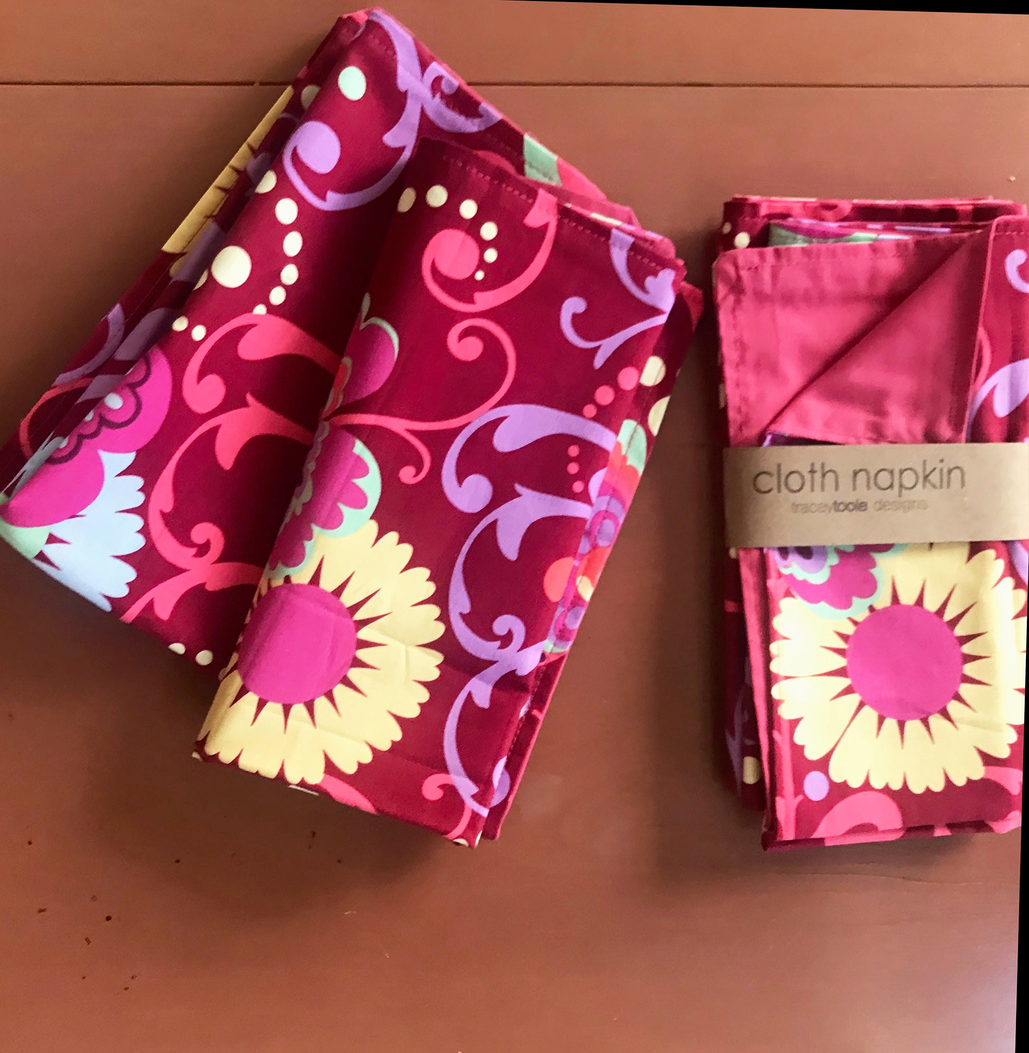 Berry Floral and Dot Cloth Napkin Mix
