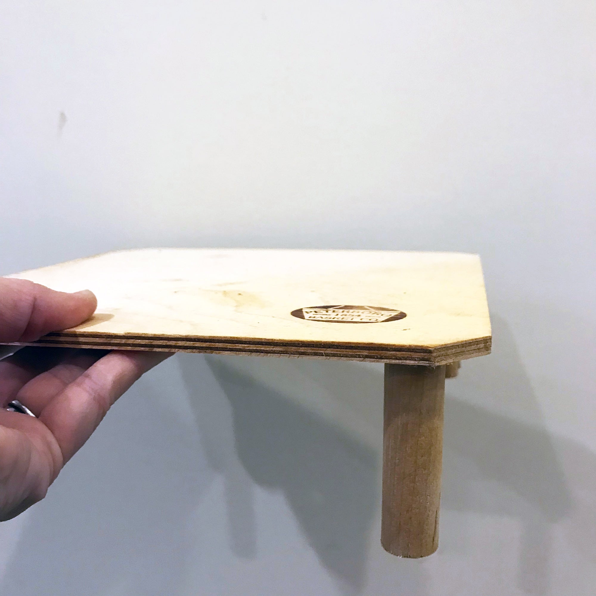 Large Vintage Peterboro Picnic Basket