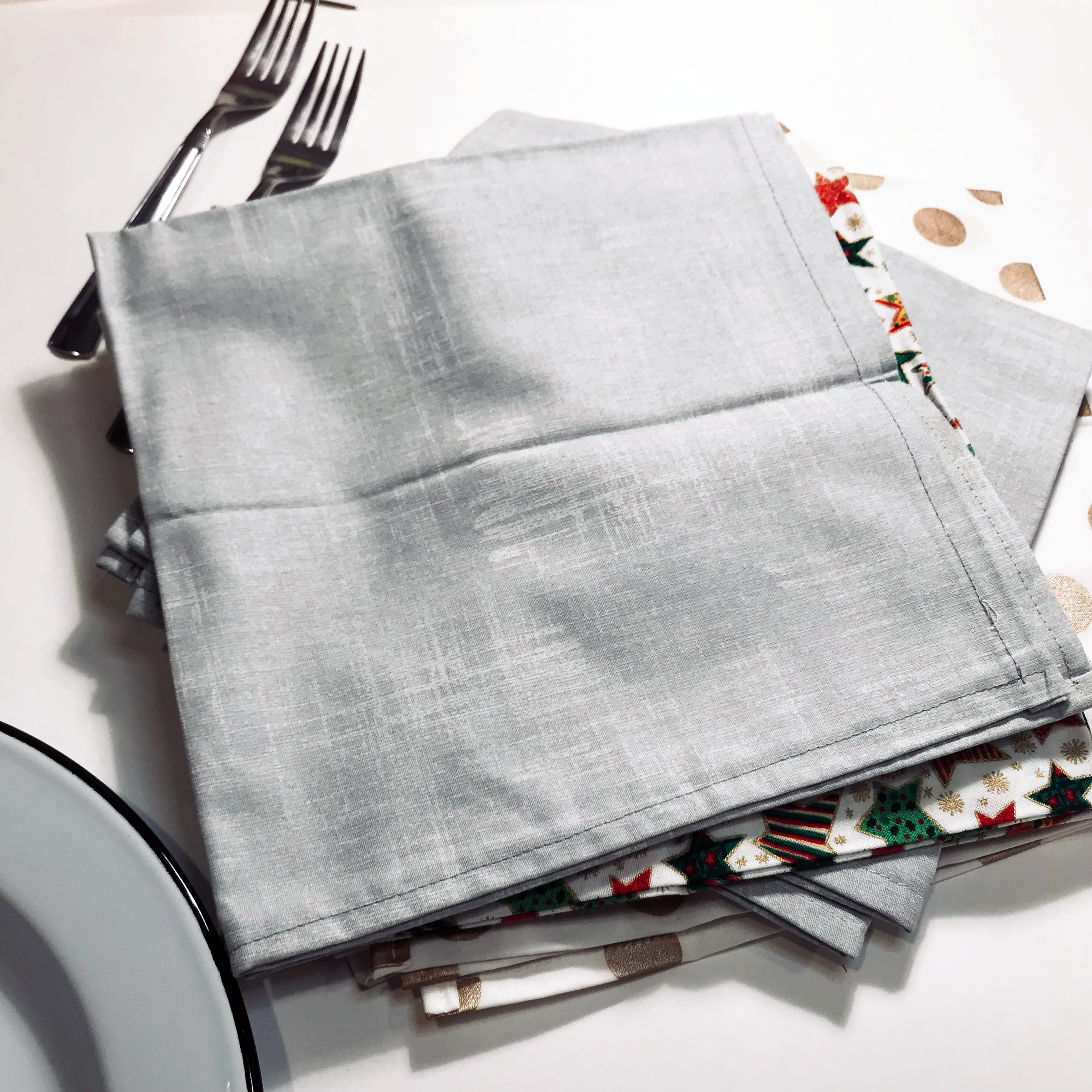 Studio Sale Holiday Cotton Cloth Dinner Napkin
