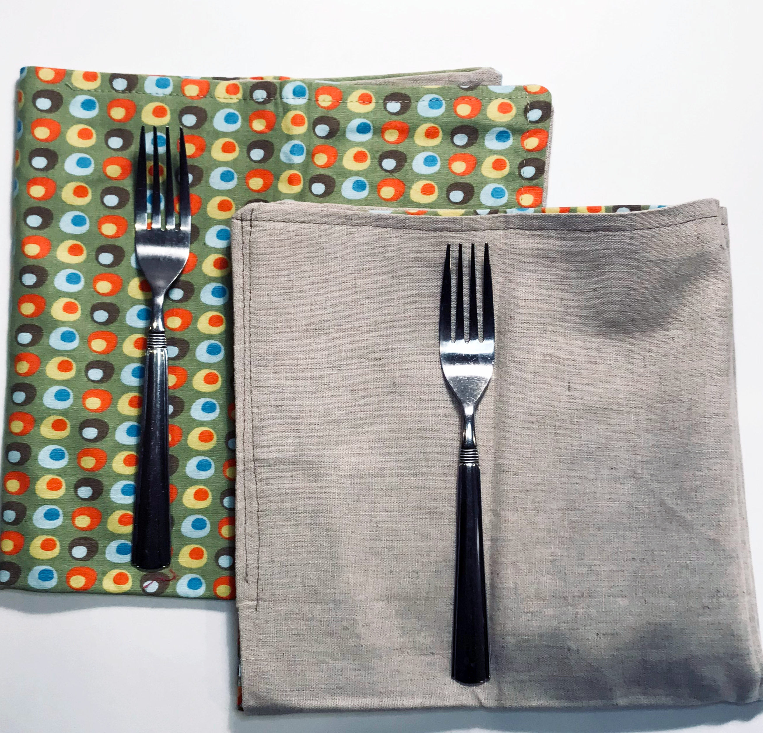 Studio Sale Reversible Green Cotton Cloth Dinner Napkin