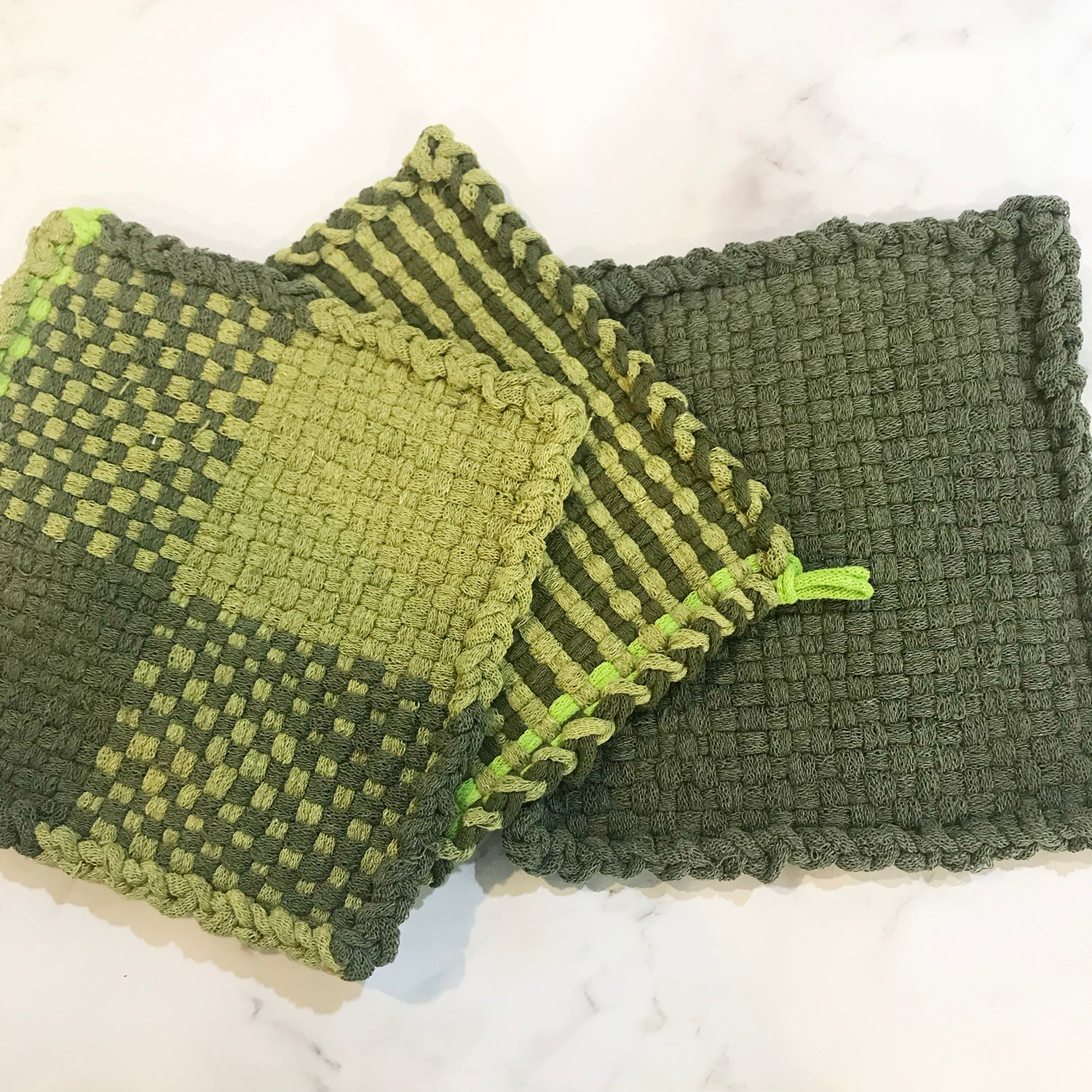 Potholder in Willow, Leaf and Lime