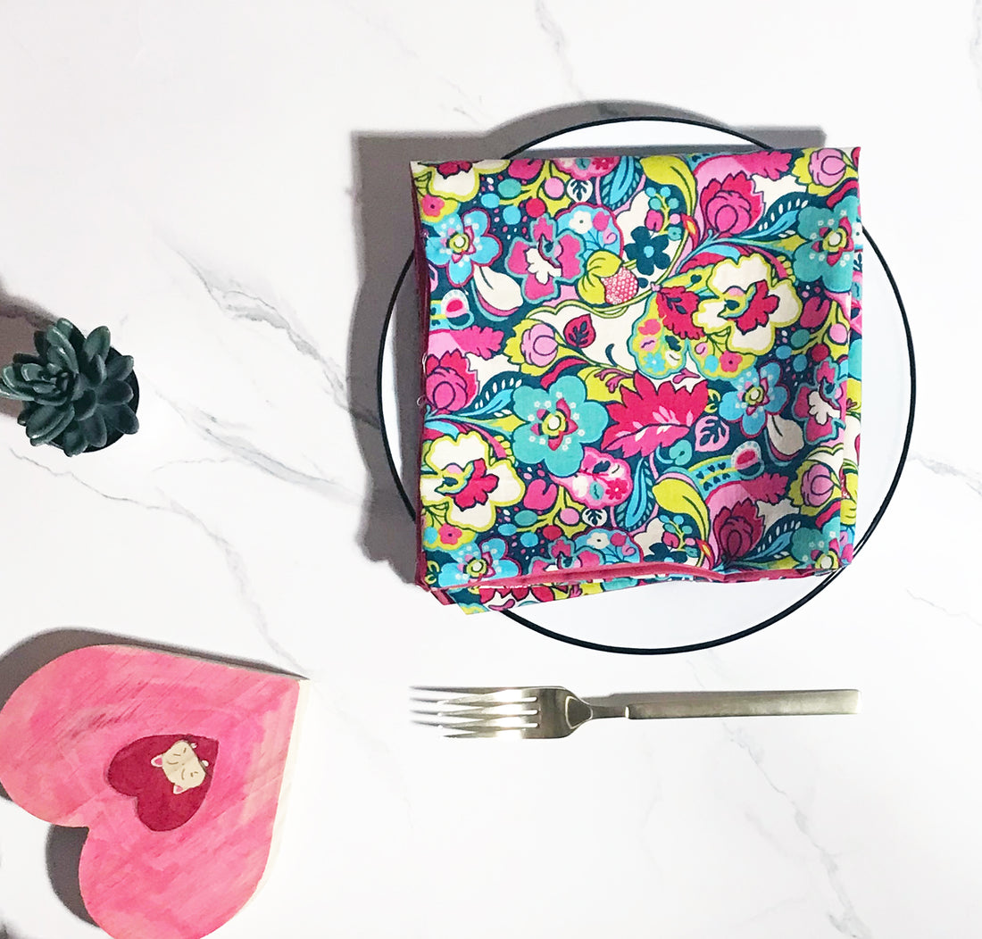 Berry Floral and Dot Cloth Napkin Mix