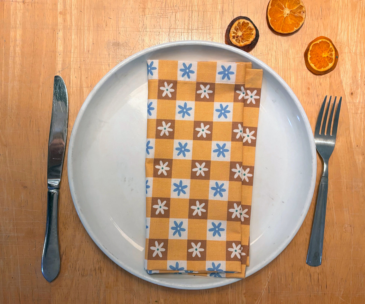 Dijon Check Flower Set