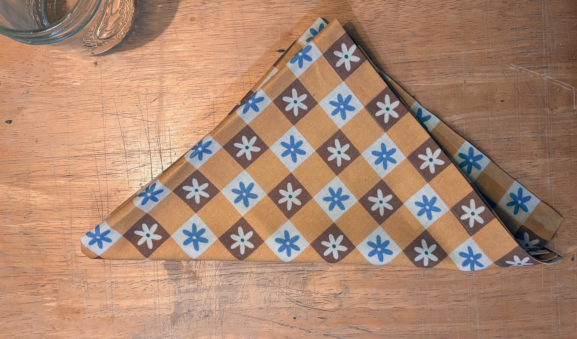 Dijon Check Flower Set