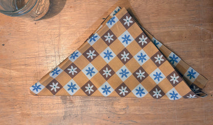 Dijon Check Flower Set