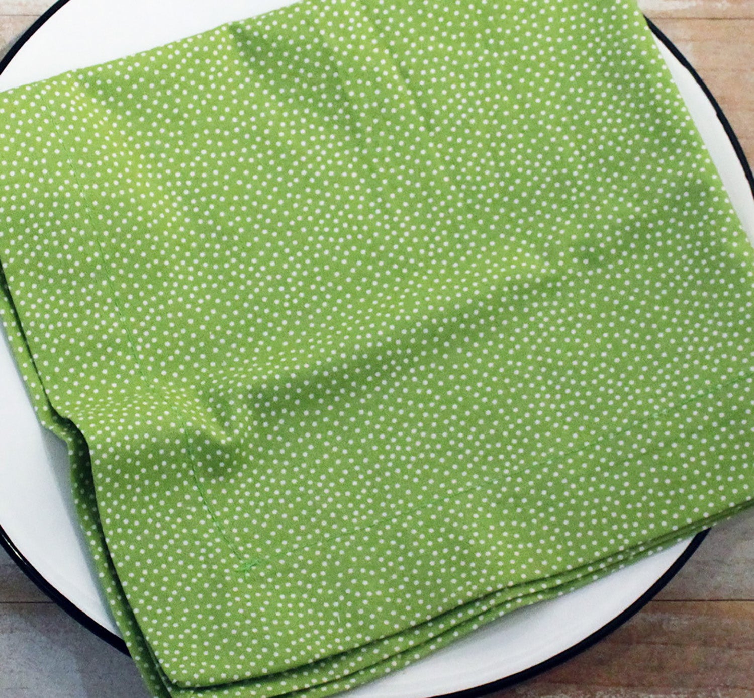 Garden Green Pin Dot Napkin