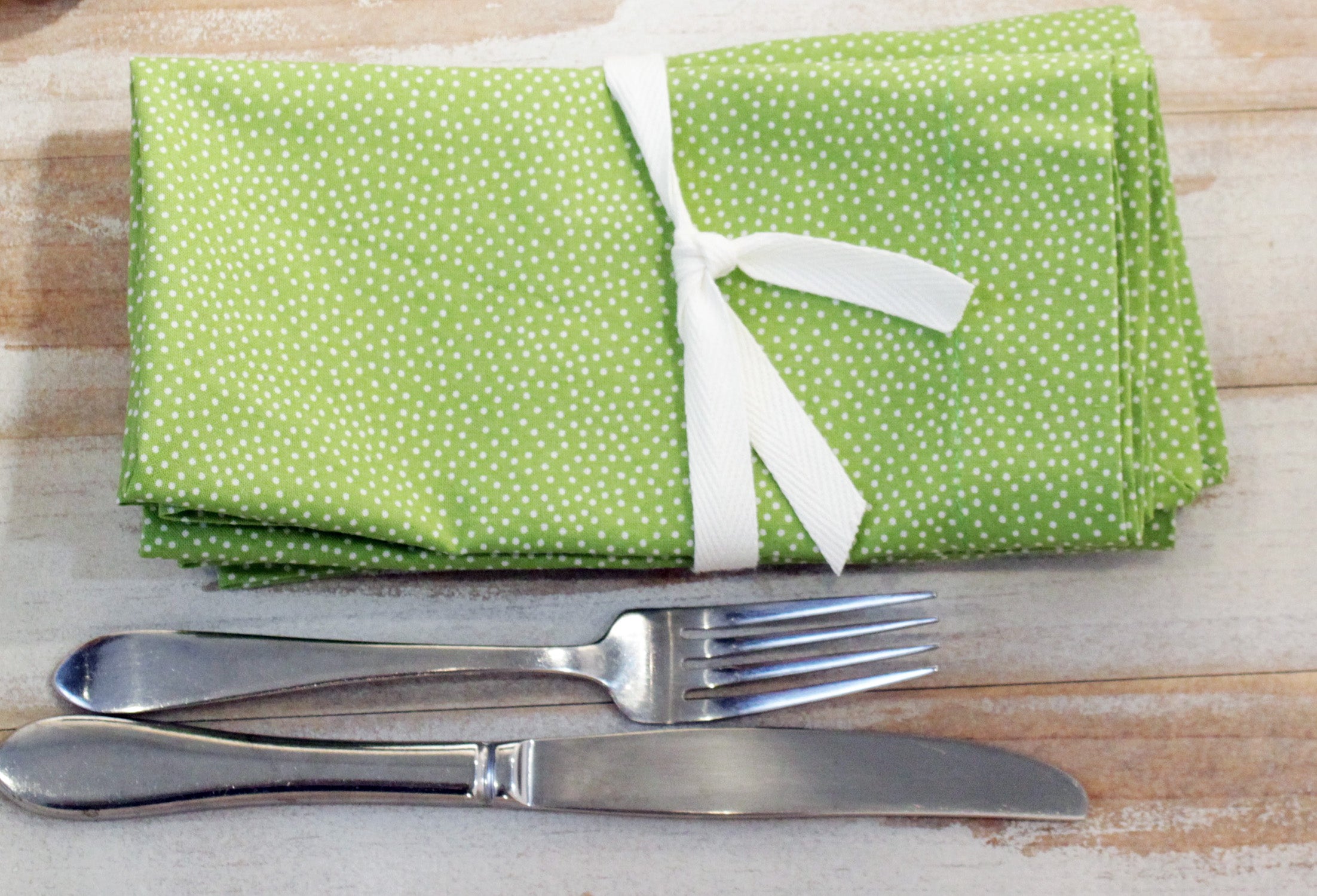 Garden Green Pin Dot Napkin